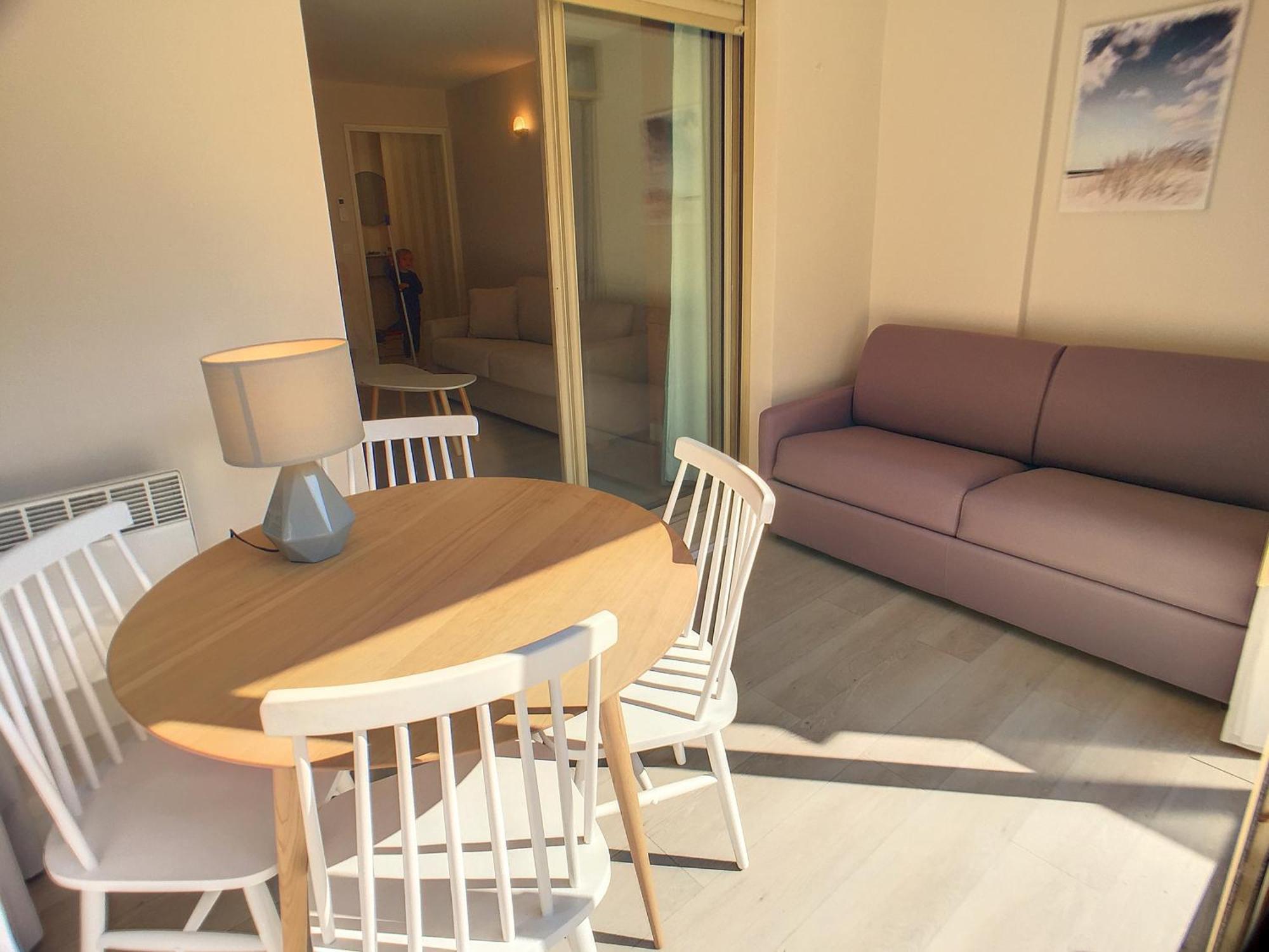 Apartment Superbe Jardin, Terrasse, Piscine 307l Kali
