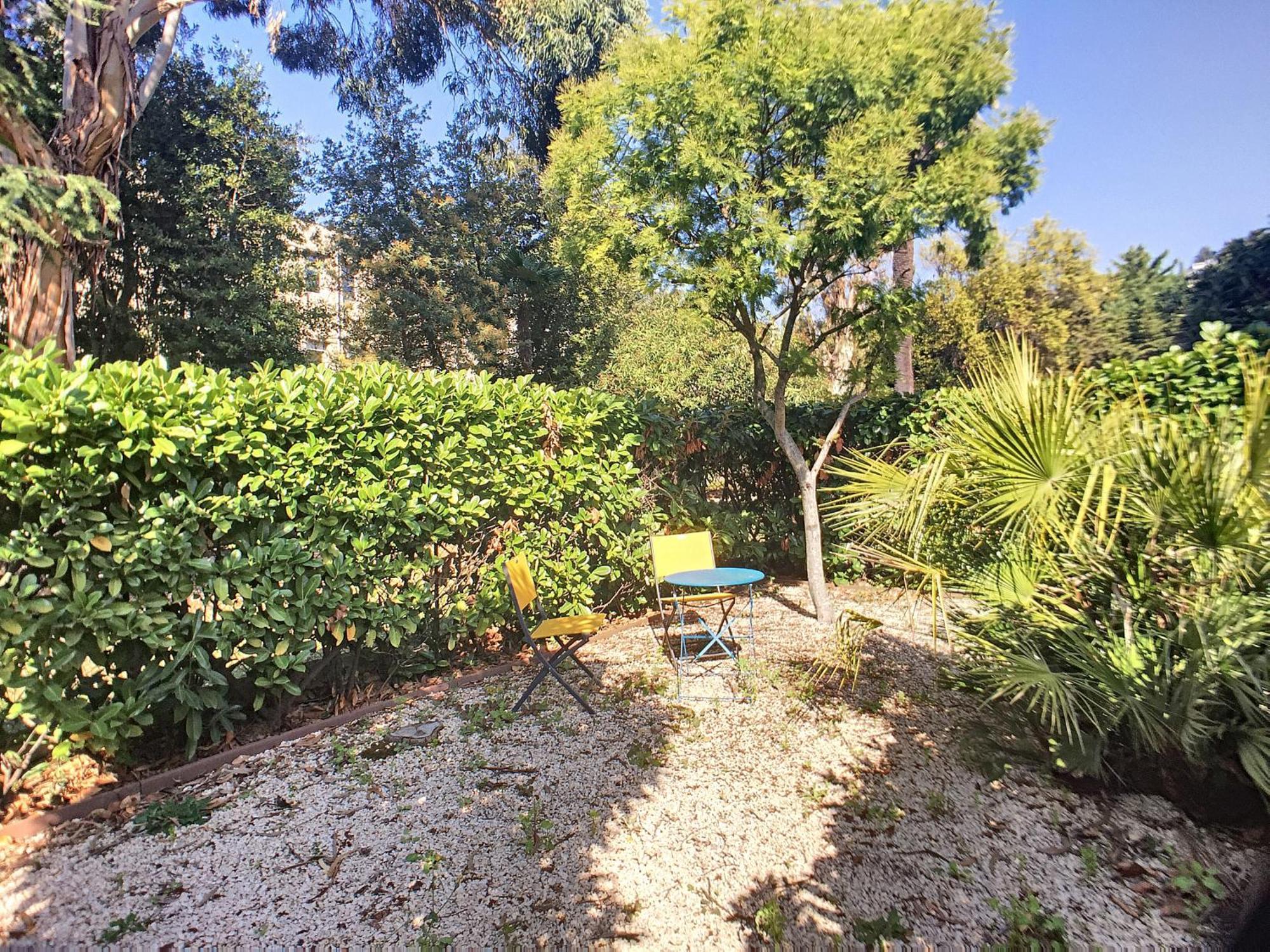 Superbe Jardin, Terrasse, Piscine 307l Kali Apartment *